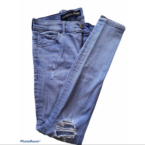 Women’s Express Jeans Like NEW - Picture 3 of 3